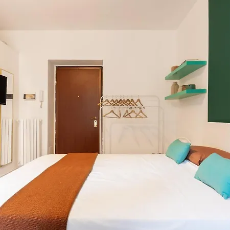 Enzo Flexyrent Apartament *